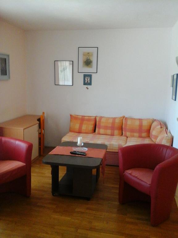 לומבארדה Apartments Tomovic מראה חיצוני תמונה