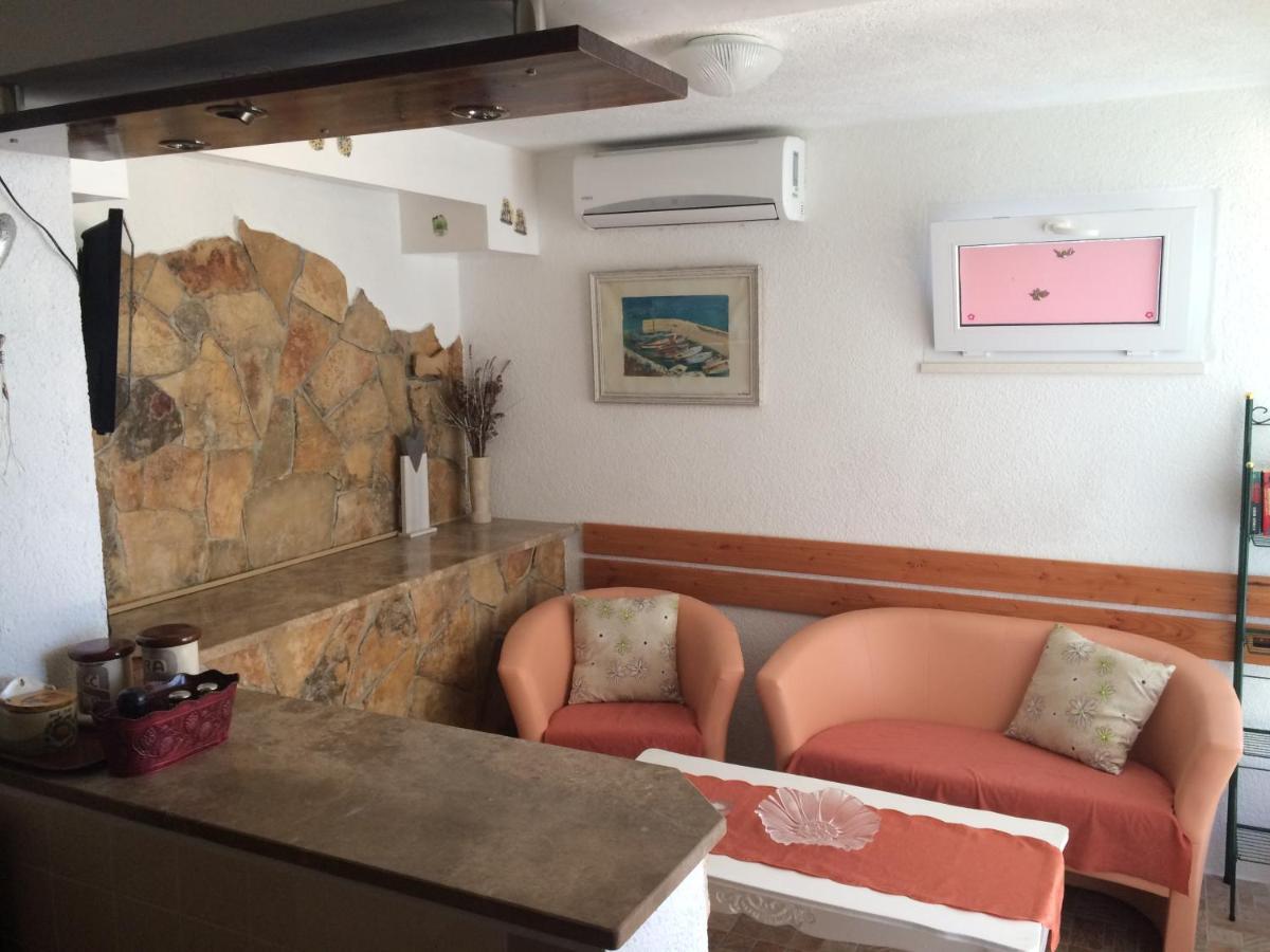 לומבארדה Apartments Tomovic מראה חיצוני תמונה