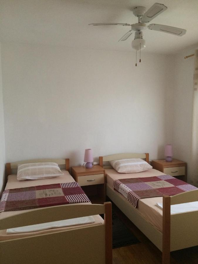 לומבארדה Apartments Tomovic מראה חיצוני תמונה