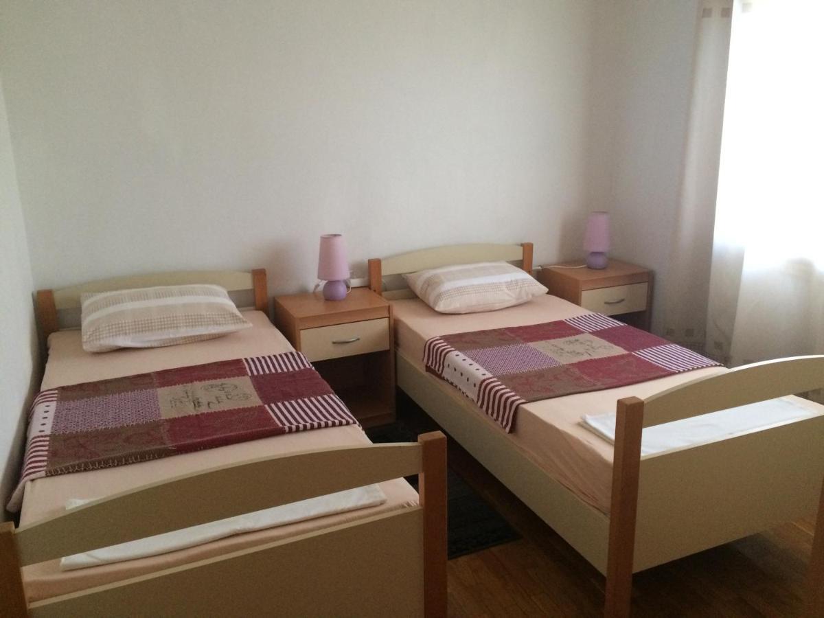לומבארדה Apartments Tomovic מראה חיצוני תמונה
